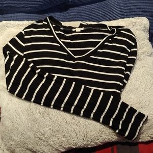 Striped long sleeve v neck 5/$10